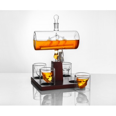 Hot selling wholesale Clear Sturdy Red  Pourer wine decanter set